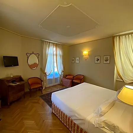 La Vittoria Boutique