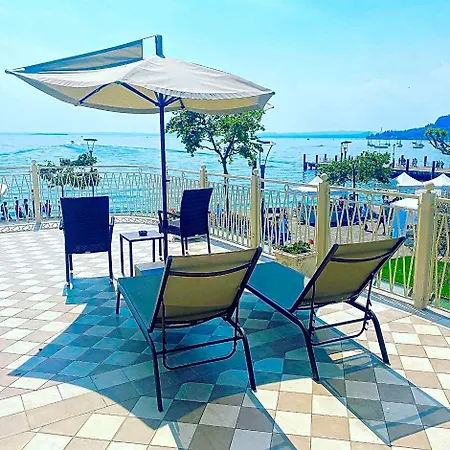 Hotel La Vittoria Boutique 4*