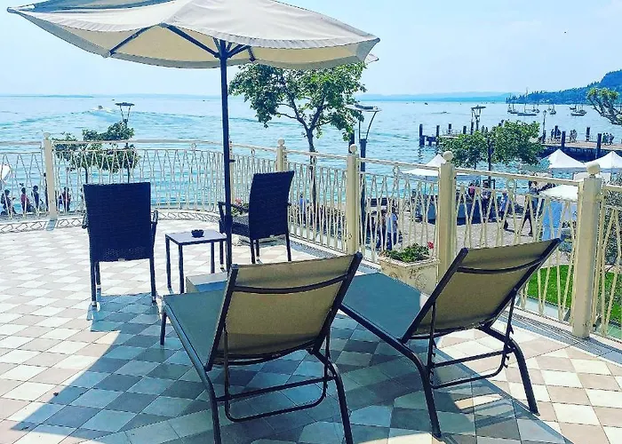 Hotell La Vittoria Boutique 4*