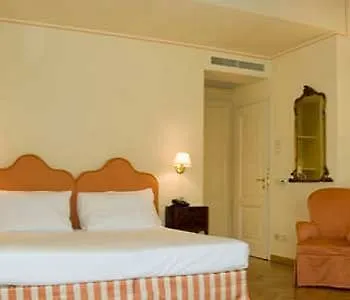 Hotell La Vittoria Boutique 4*